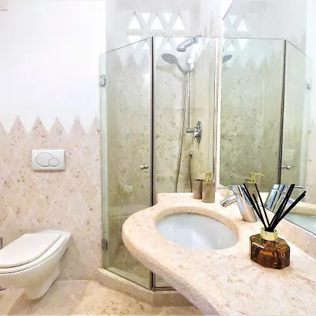 Lux-porto Cervo Center Sea View * Порто-Черво